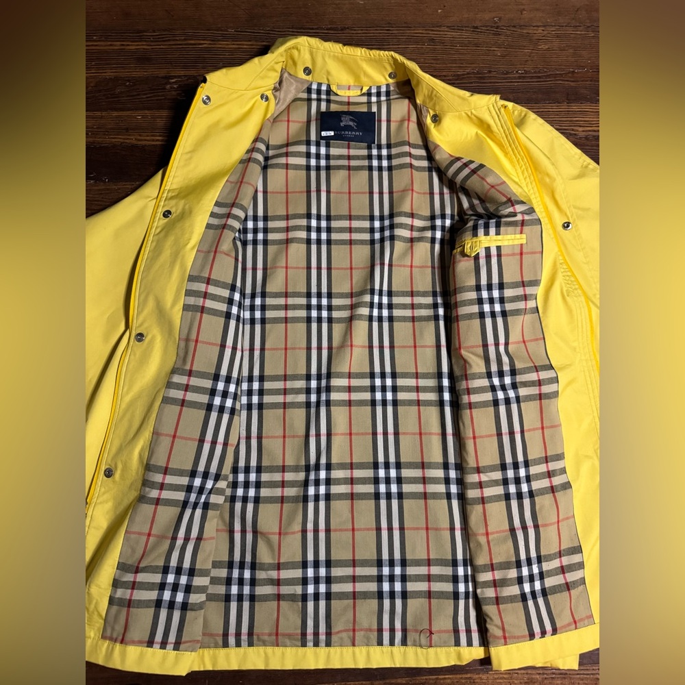 Burberry Yellow Trench coat XL Spring Rain Jacket - Picture 3 of 14